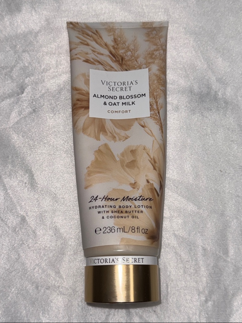 NEW Victoria’s Secret Almond Blossom Oat Milk Shea Butter & Coconut Body Lotion
